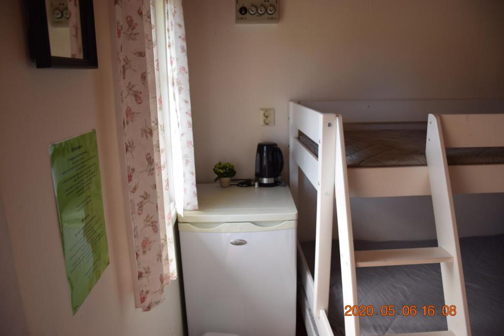 Kuchyň nebo kuchyňský kout v ubytování Kapellskärs camping