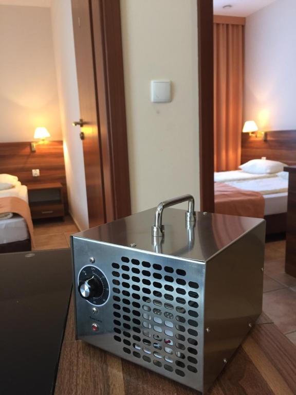 Posteľ alebo postele v izbe v ubytovaní Amelia Apartamenty - sala zabaw, 2 sypialnie, garaż podziemny