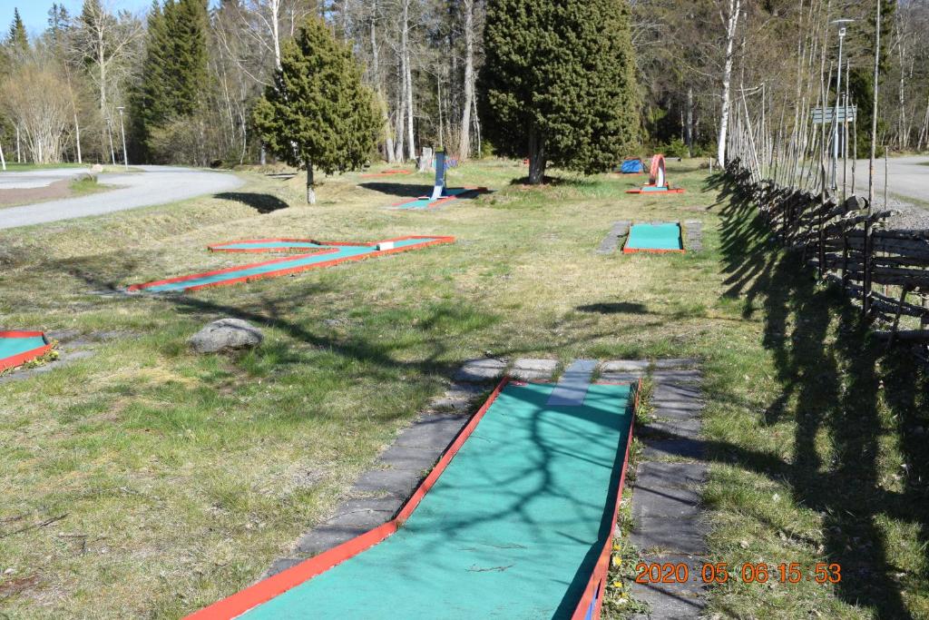 Golf v kempu nebo okolí