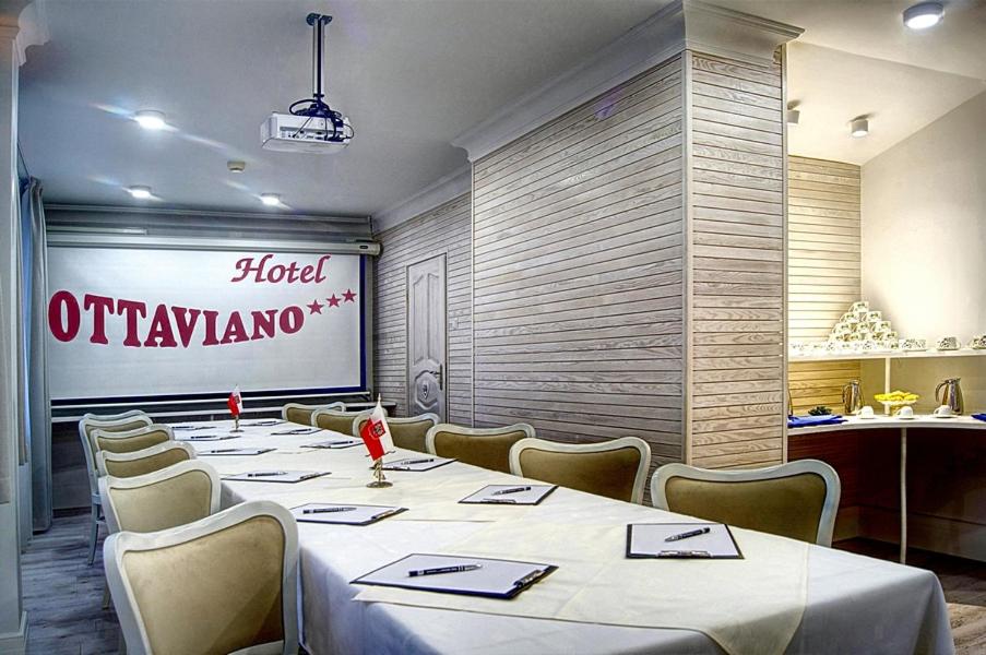 Restaurace v ubytování Hotel Ottaviano