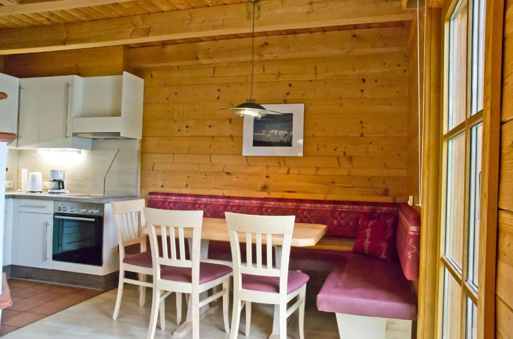 Kuchyňa alebo kuchynka v ubytovaní Appartement Ramsau, Haus Fichte