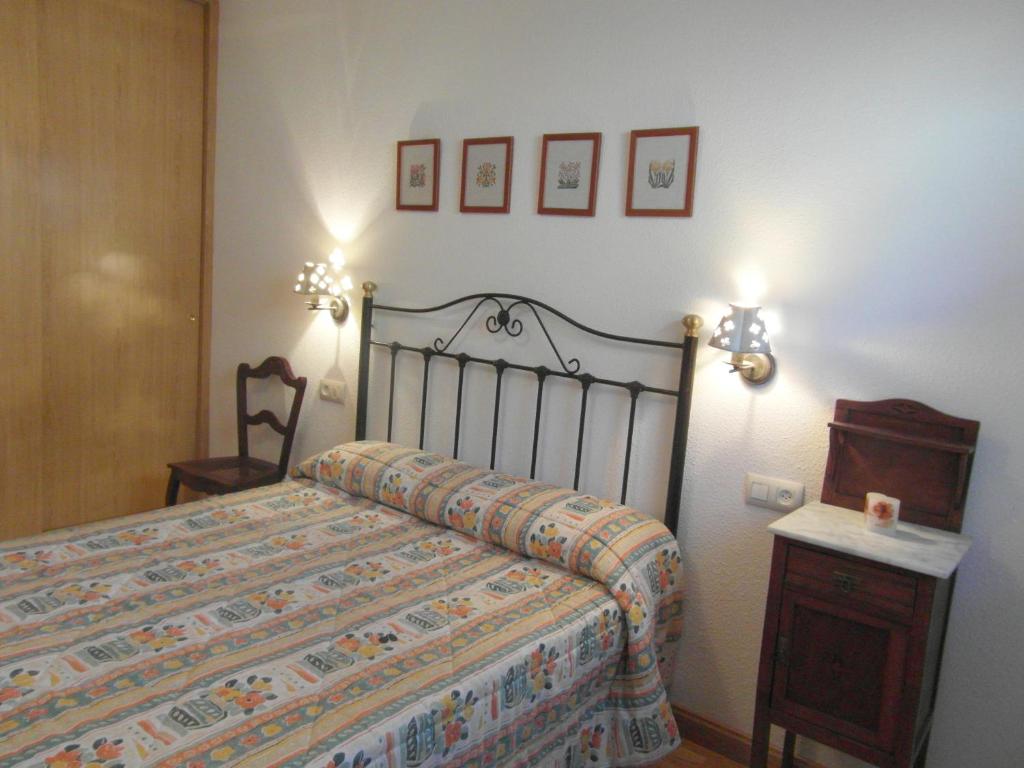 B25 - La Granja, Bajo con jardín - Villmor, Benasque ...