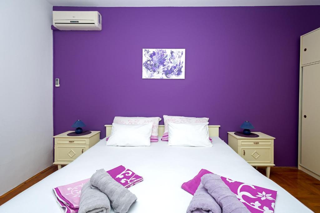 Postel nebo postele na pokoji v ubytování SeaView Guesthouse - ZF Hvar