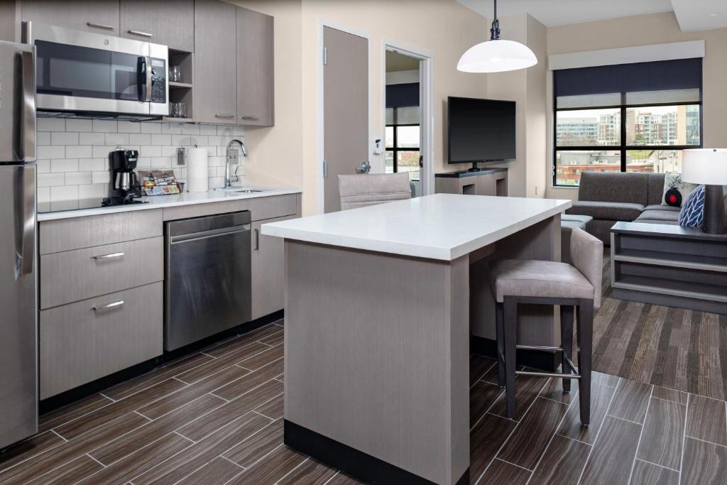 Hyatt House Nashville Downtown-Convention Center - Suite Con Una Camera Da Letto Con Due Letti Matrimoniali Con Cucina E Divano Letto