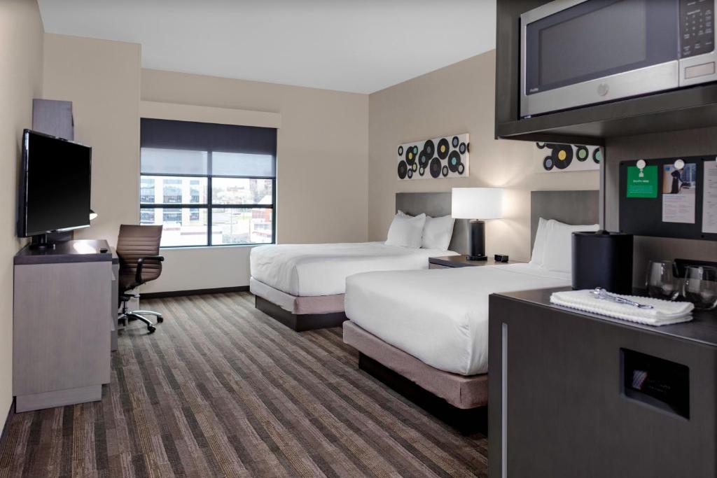 Hyatt House Nashville Downtown-Convention Center - 