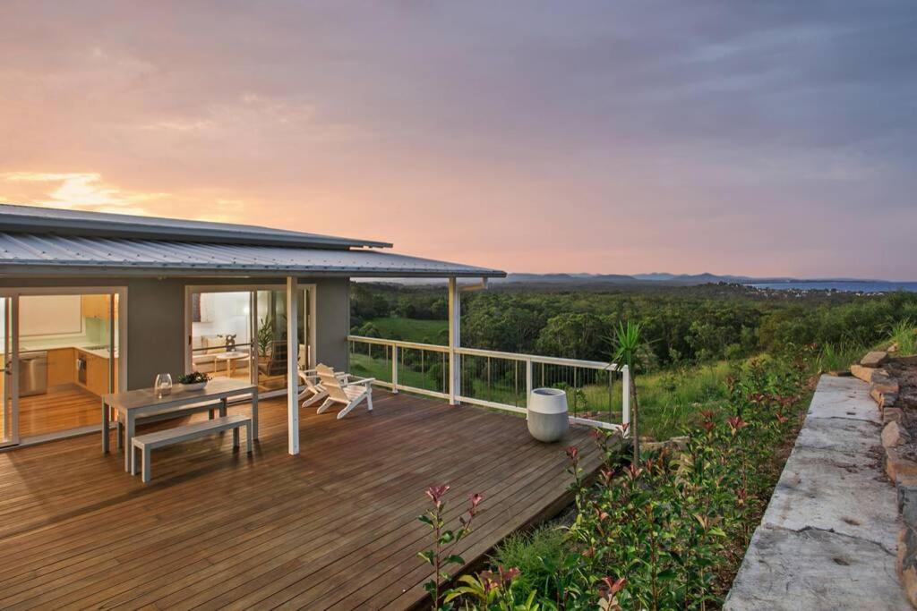 Seascape Scotts Head, Scotts Head (updated prices 2024)