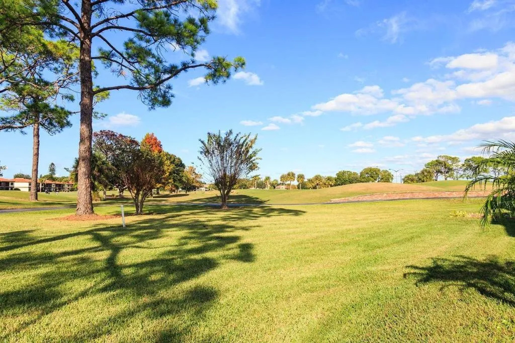 GOLF COURSE VIEW 2 bedroom 2 bath condo!, Orlando (FL), United States