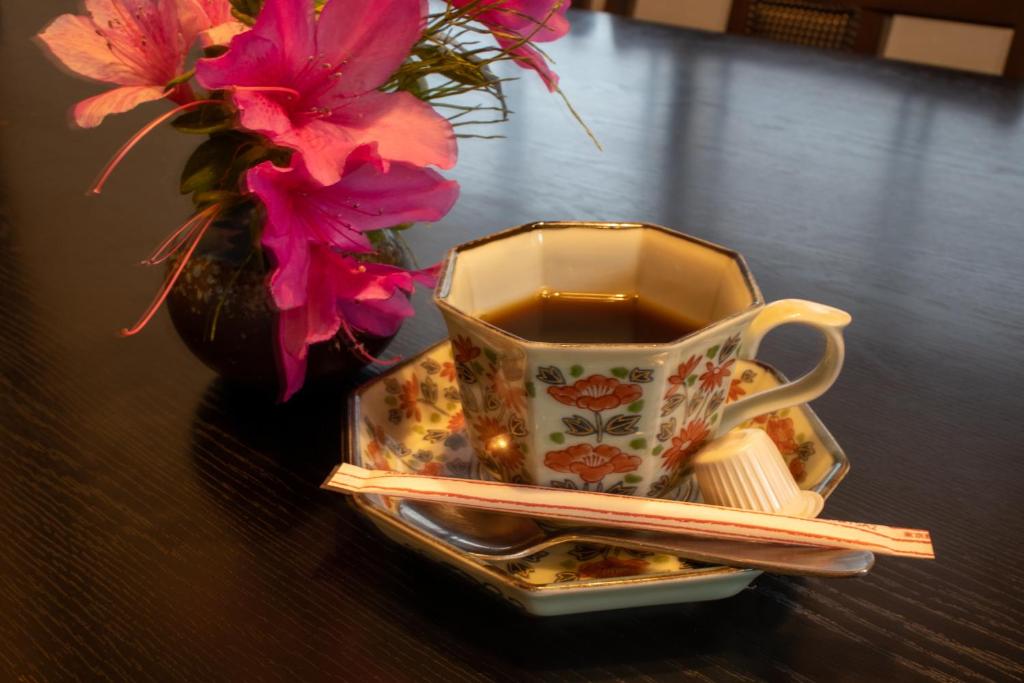 旅館ななかまどにあるコーヒーまたはお茶