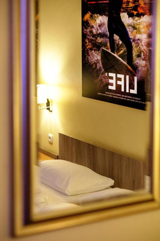 Euro Youth Hotel Munich - Twin Room With Bathroom
