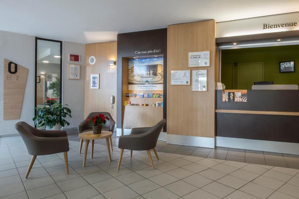 Posezení v ubytování B&B HOTEL Orange