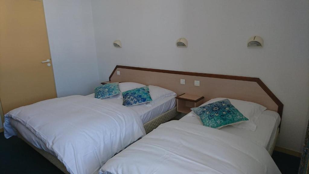 Hôtel Les Deux Porches - Habitación Doble