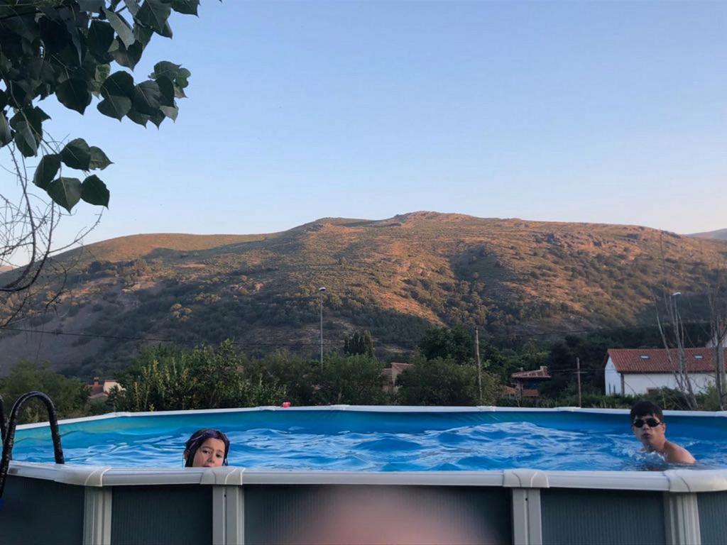 Výhľad na hory alebo výhľad na hory priamo z dovolenkového domu
