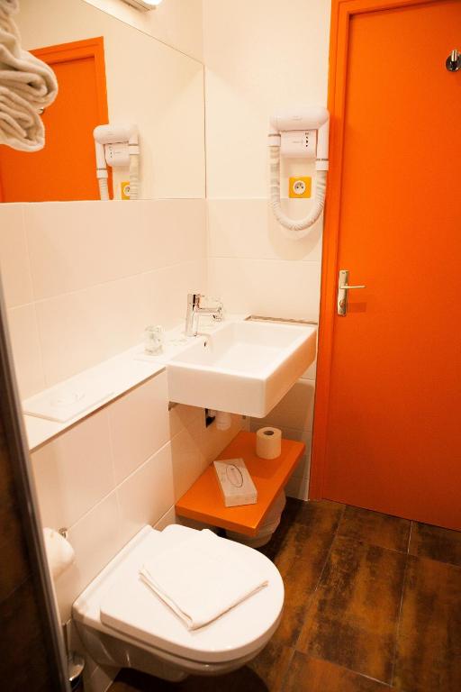 Koupelna v ubytování Hotel Gabriel