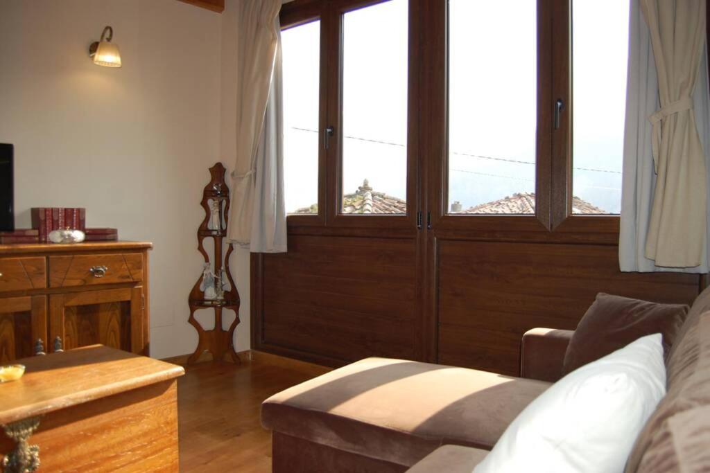 Posezení v ubytování Gestiona2R - La Casina de Cirieñu, ideal para desconectar
