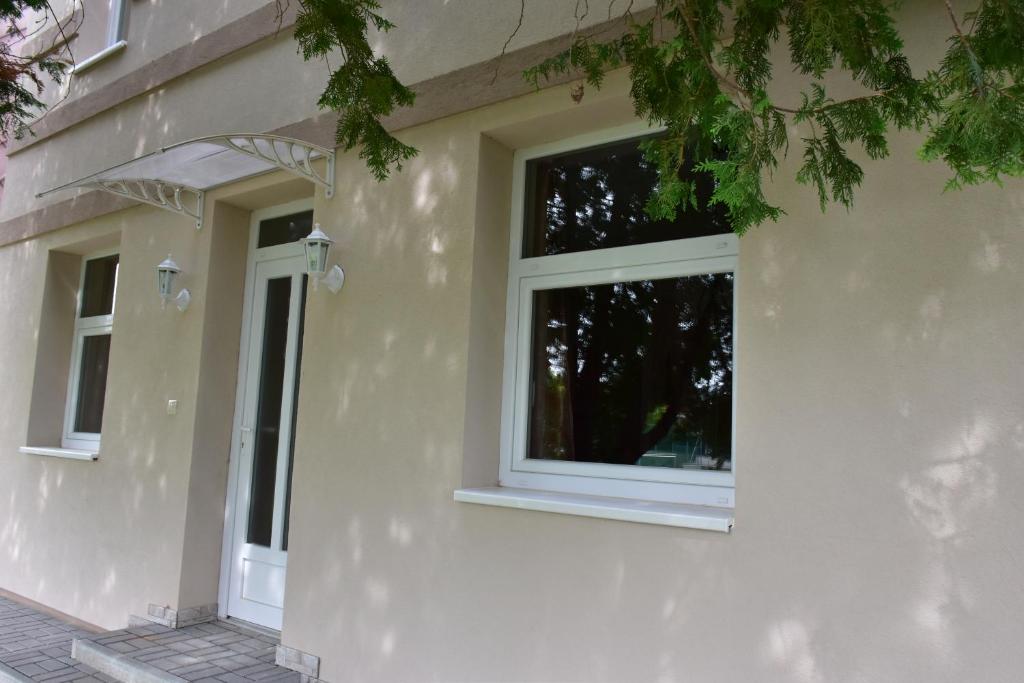 Budova, kde se prázdninový dům nachází
