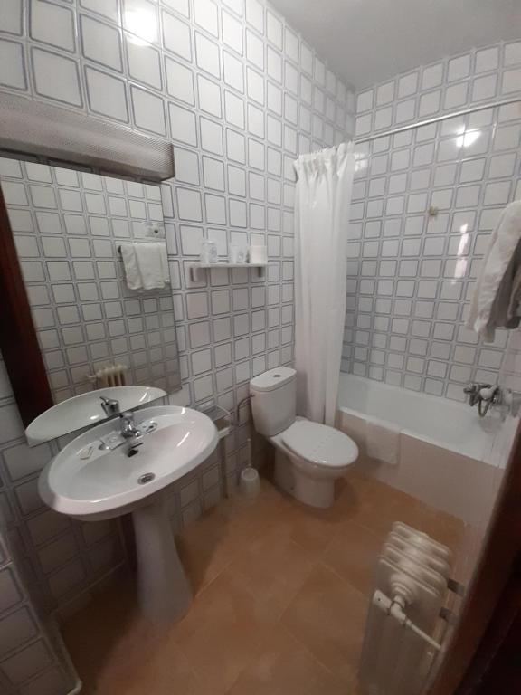 Koupelna v ubytování Hotel Andalucía