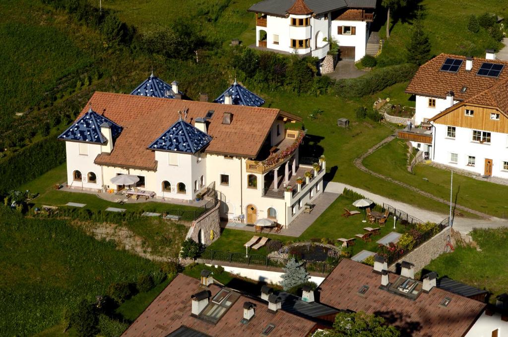 Budynek, w którym mieści się apartament