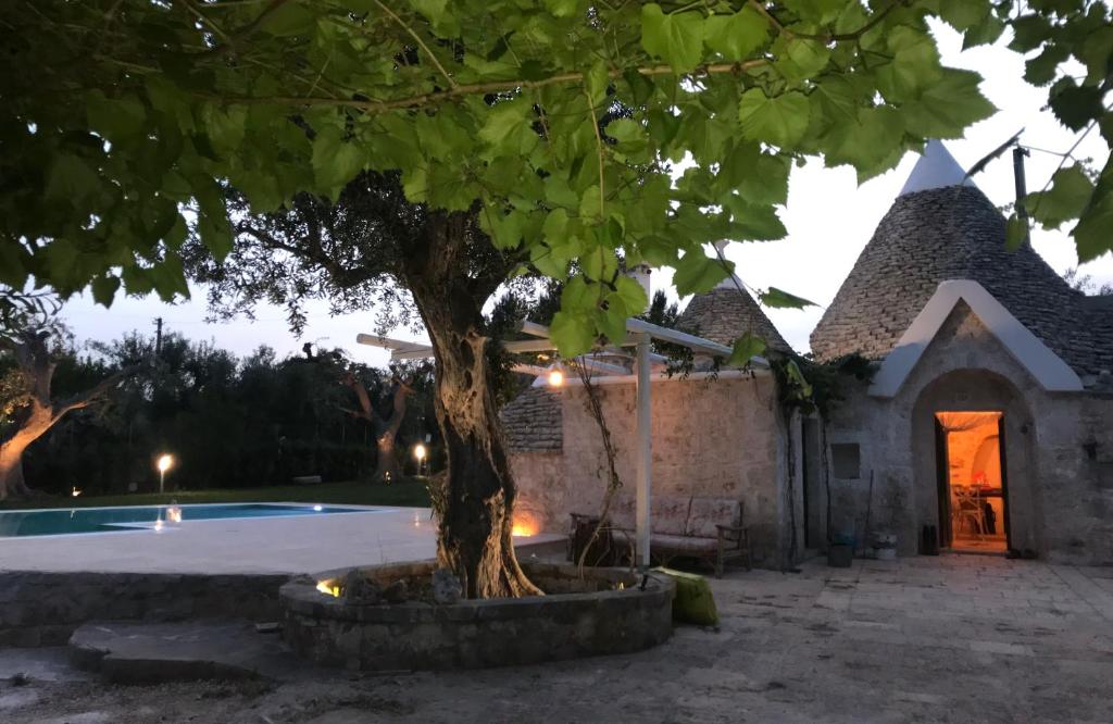 The swimming pool at or close to Trulli Storie di Puglia - Private Pool