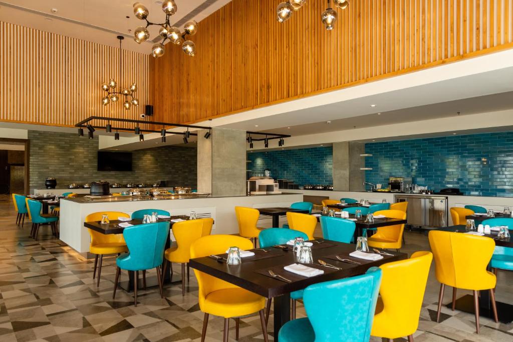Restaurace v ubytování Amika Hotel,Madurai - Near Airport
