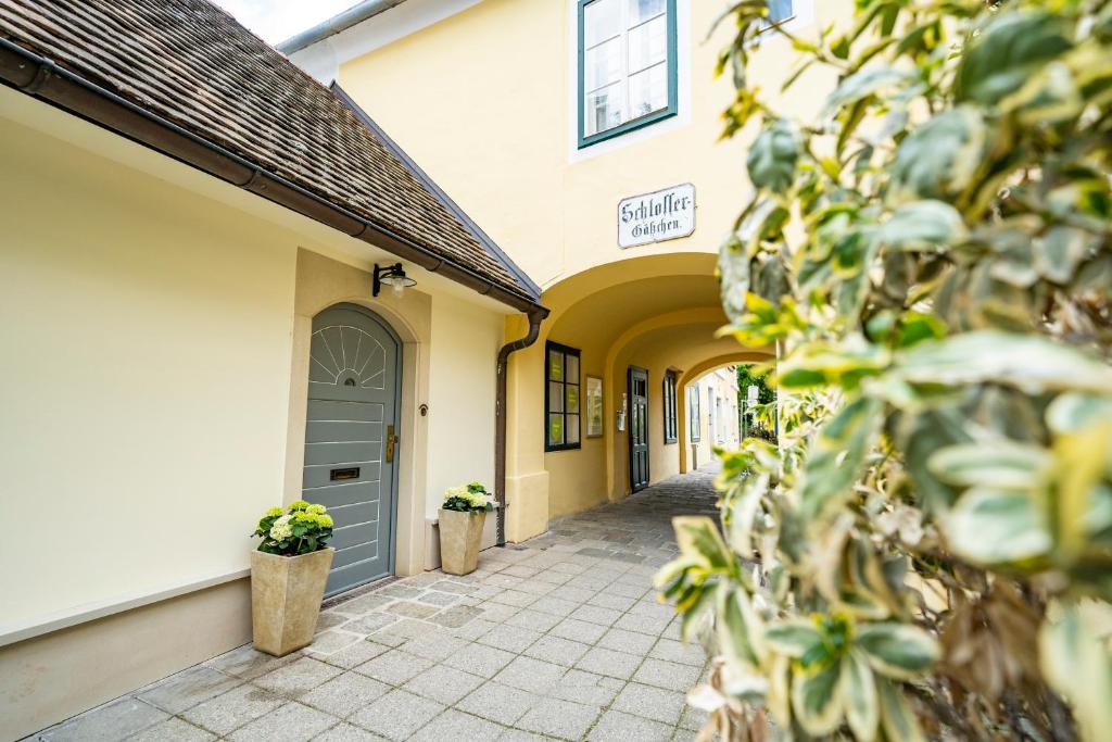 Budova, v ktorej sa apartmán nachádza
