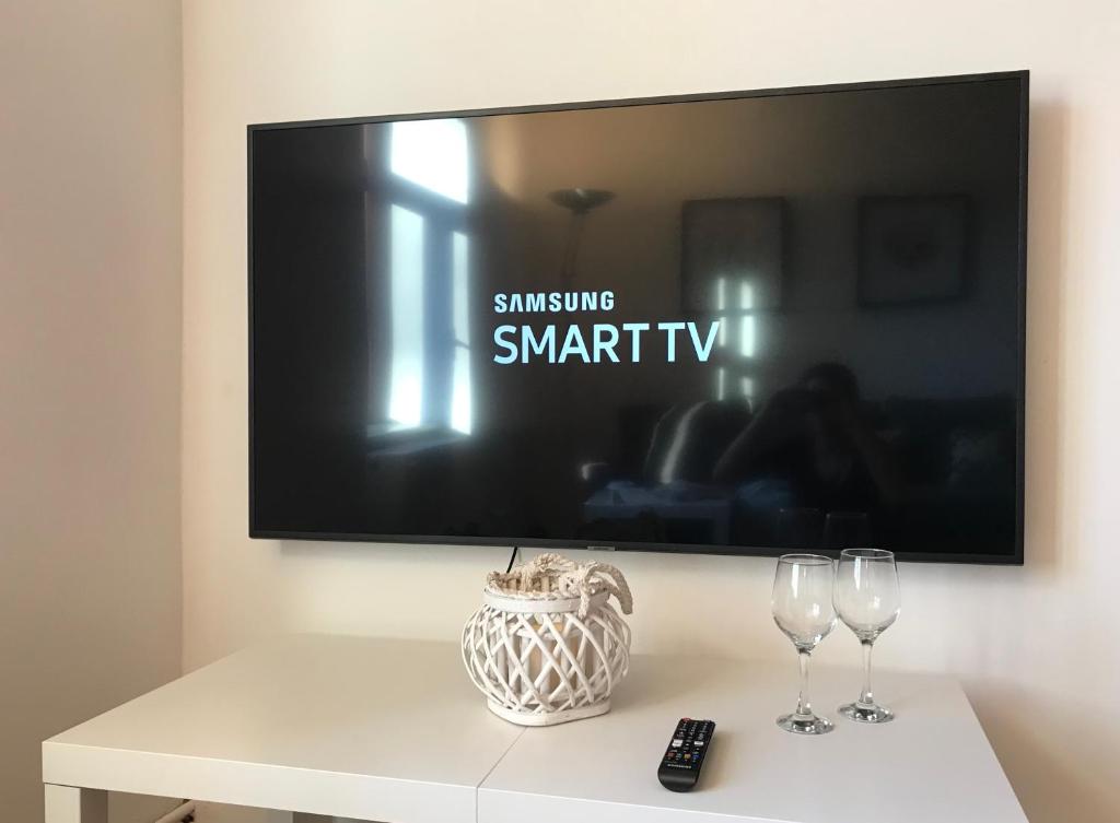 TV a/nebo společenská místnost v ubytování Apartmán 2KK Sauna and Aromatherapy