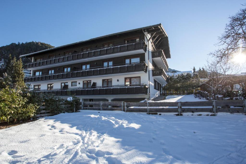 Appartementhaus Solstein - Housity