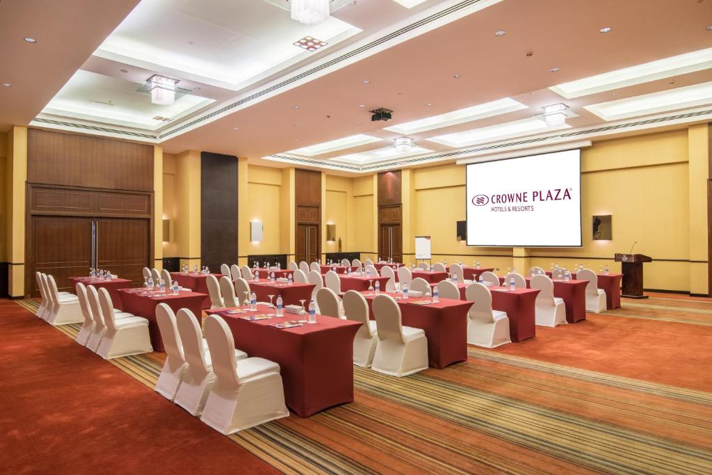 Konferenční prostory v ubytování Crowne Plaza Sohar by IHG