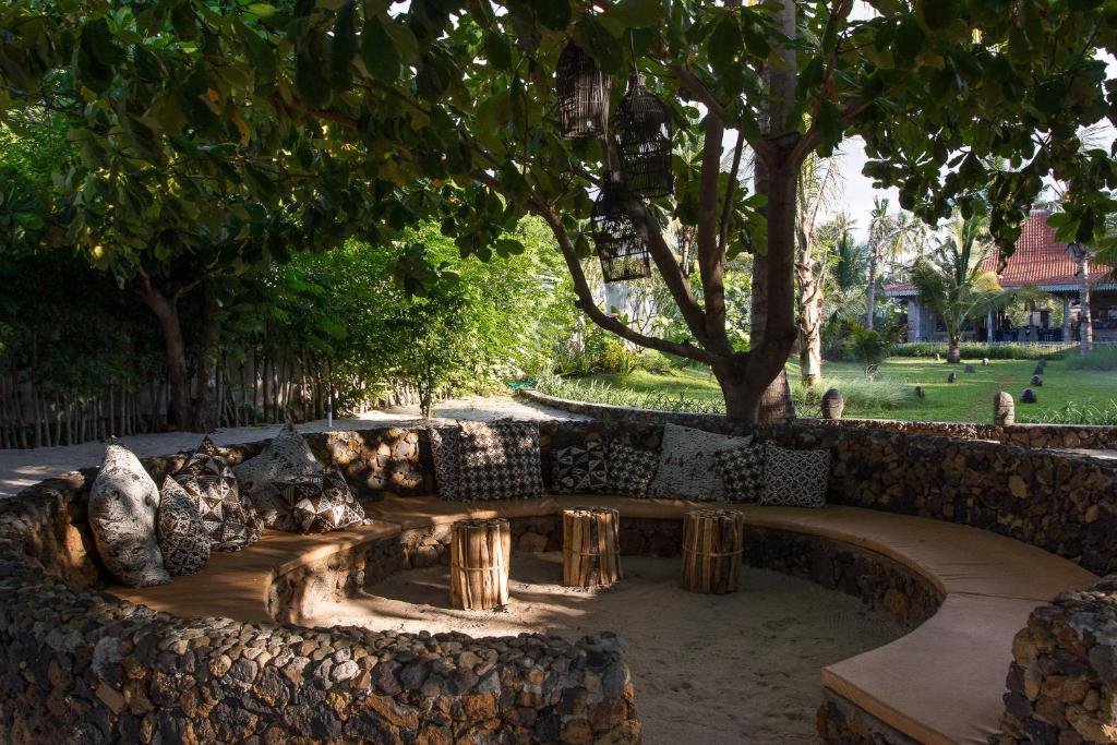 Zahrada ubytování Beach Villas Lombok