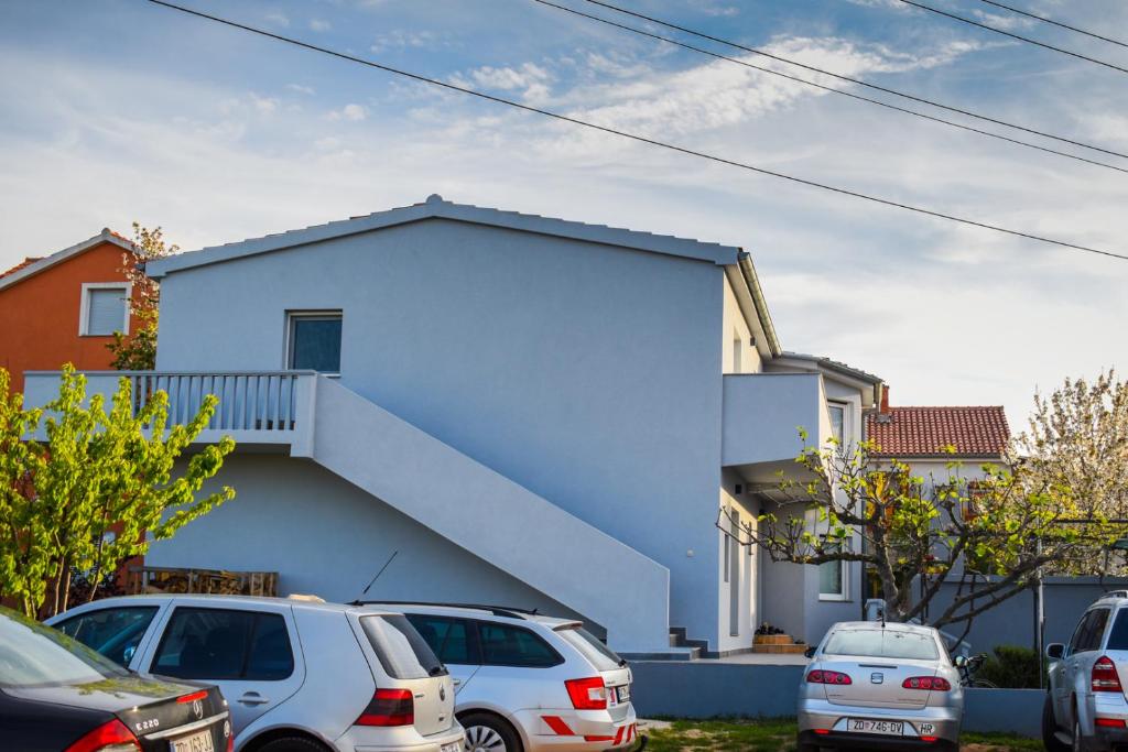 Budova, v ktorej sa apartmán nachádza