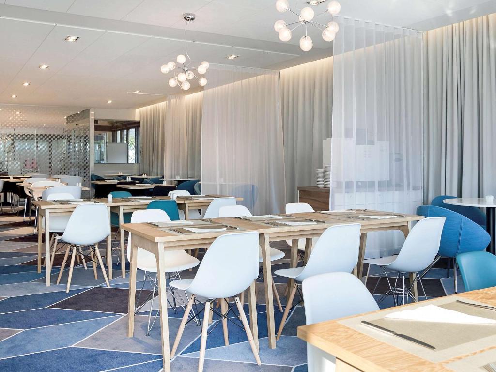 Posedenie v ubytovaní Novotel Katowice Centrum