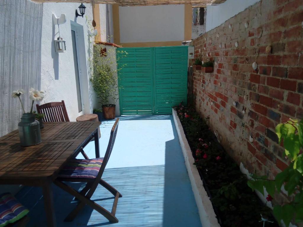 Fisherman's Inn Loft - Housity