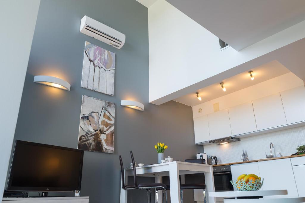 Kuchyň nebo kuchyňský kout v ubytování Apartament Na Urlop - Wisła Bukowa Góra - Apartamenty z widokiem na panoramę Wisły