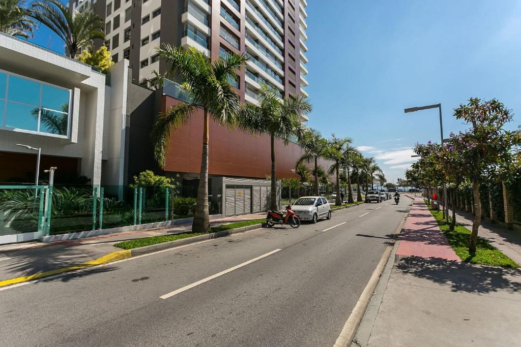  Apartamento com infraestrutura de clube na Beira-mar norte CA02