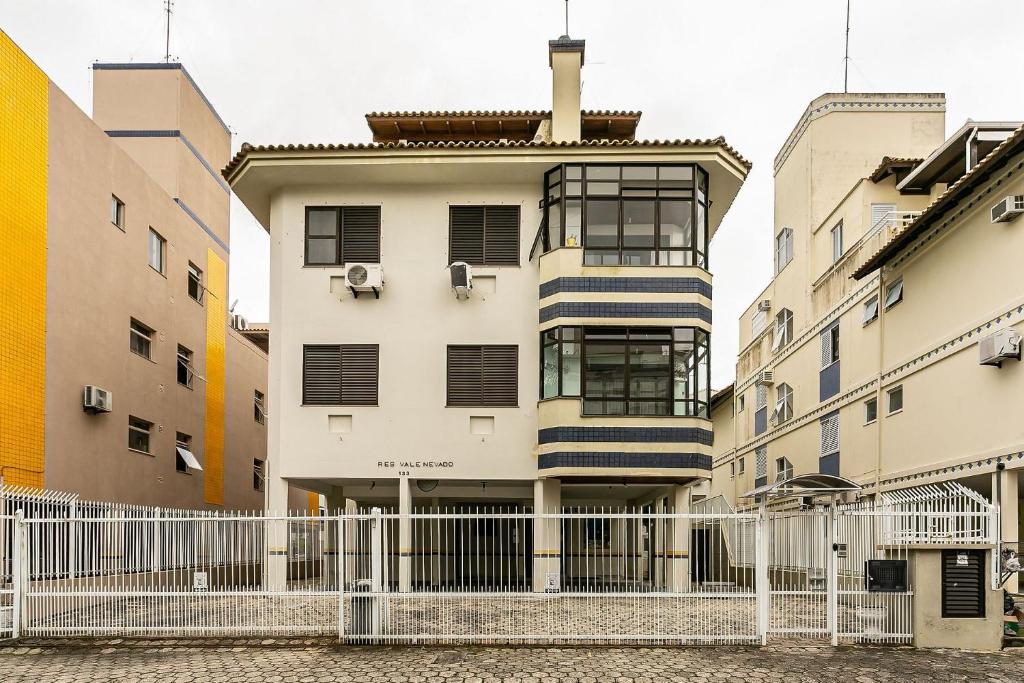  Um aconchegante Studio a 5 minutos da praia de Jurerê JA04G