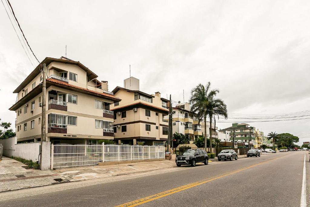  Apartamento em Jurerê moderno e completo. JA05