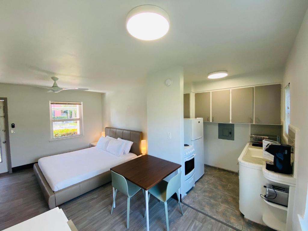 Kuchyň nebo kuchyňský kout v ubytování Rolo Beach Hotel