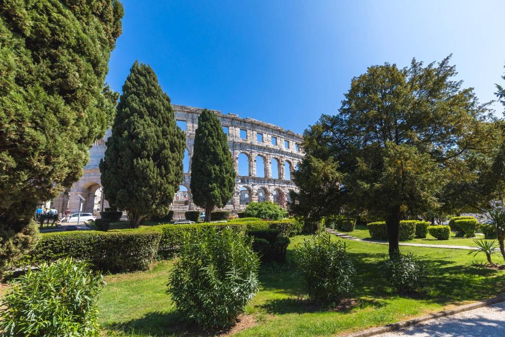 Zahrada ubytování Apartmani Monte