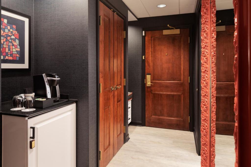 Hyatt Centric Downtown Minneapolis - Suite Mit Kingsize-Bett