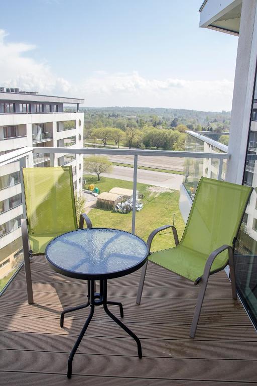 Balkón alebo terasa v ubytovaní AL-DOM Apartament Seaside z bocznym widokiem na morze i miejscem w hali garażowej