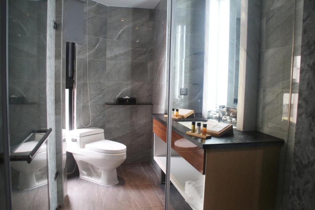 Koupelna v ubytování Gamalan Spring Hotel