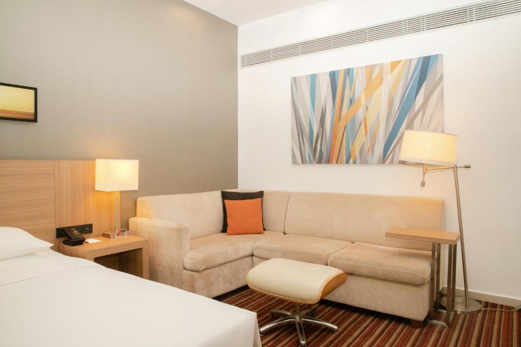 Posezení v ubytování Hyatt Place Shenzhen Airport