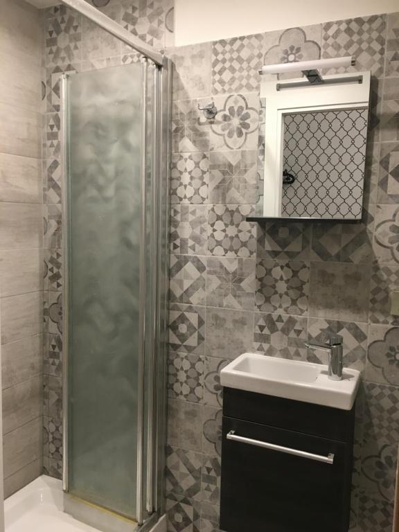 A bathroom at Ciao Bella Apartment