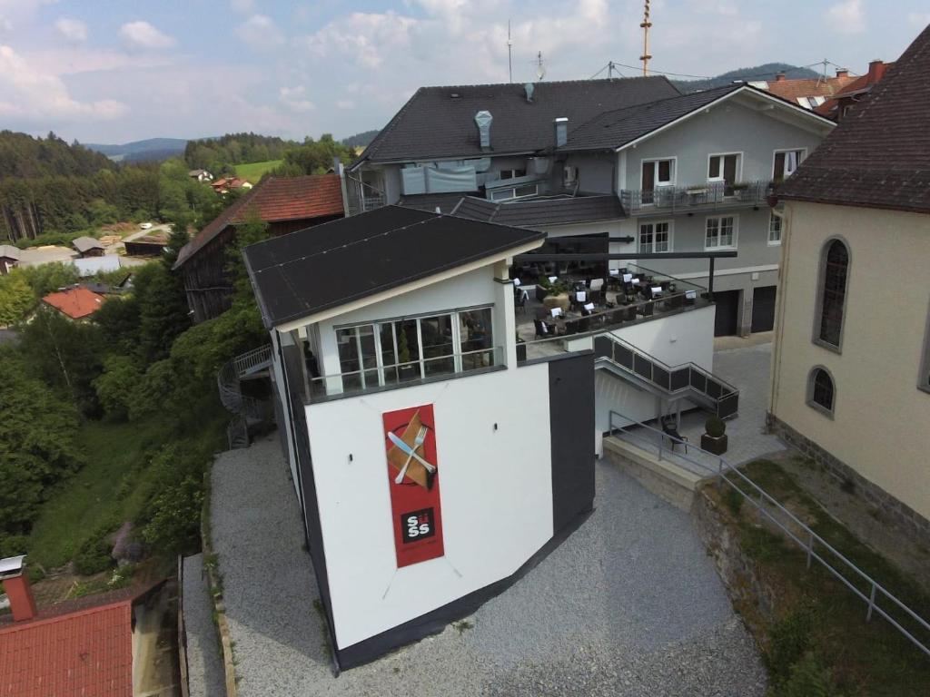 Budova, kde se hotel nachází