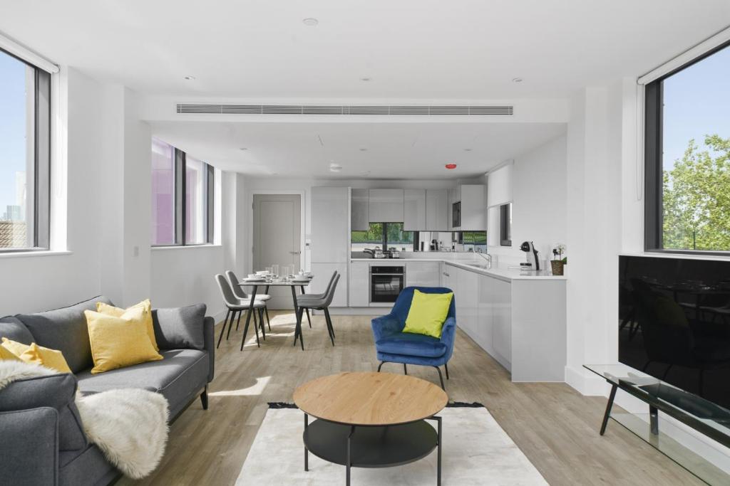 TV/trung tâm giải trí tại Executive Apartments in Bermondsey FREE WIFI & AIRCON by City Stay Aparts London
