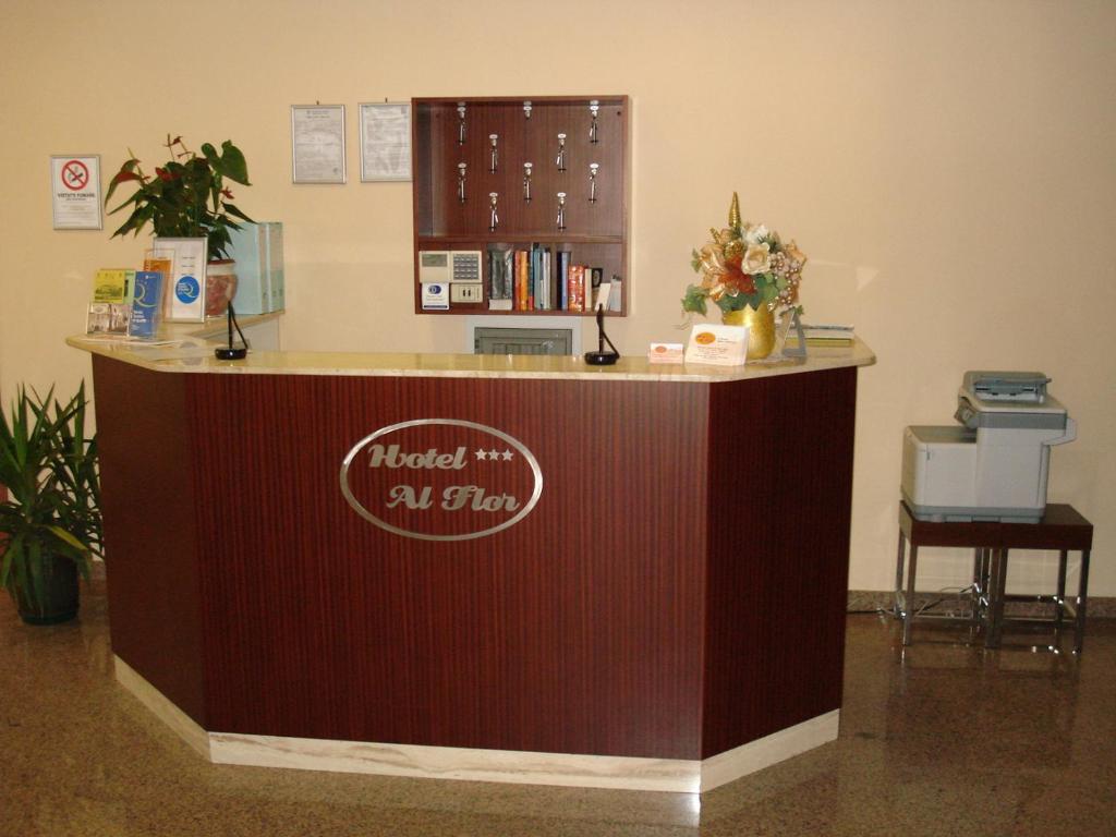 The lobby or reception area at Al Flor