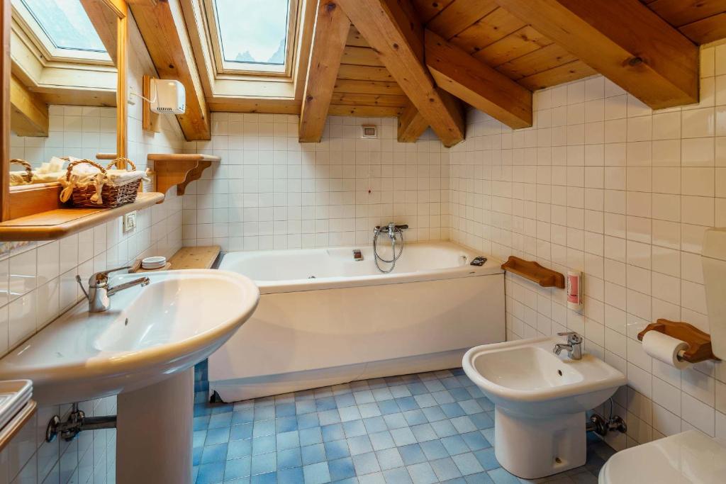 Koupelna v ubytování Hotel Alemagna