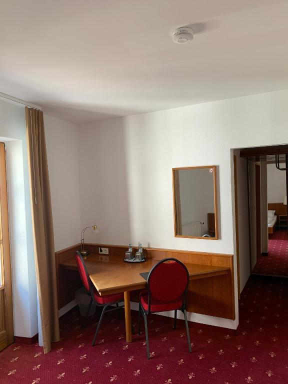 Hotel Erlenbacher Hof - Double Room