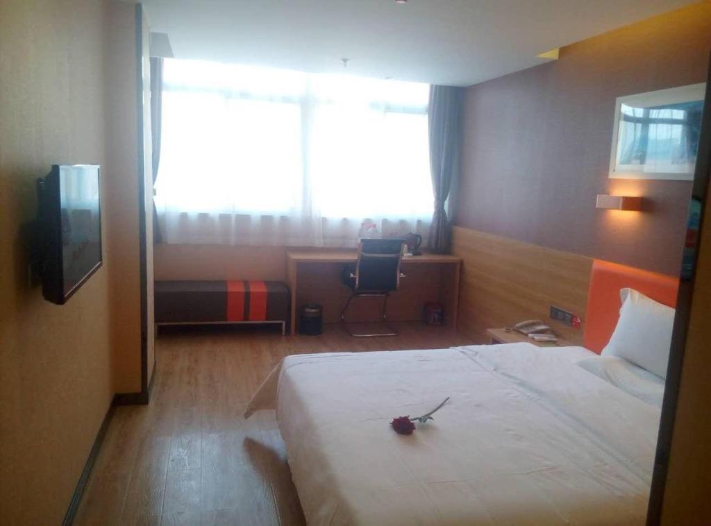 7 Days Premium Linfen Pingyang South Street Branch - Superior Queen Room