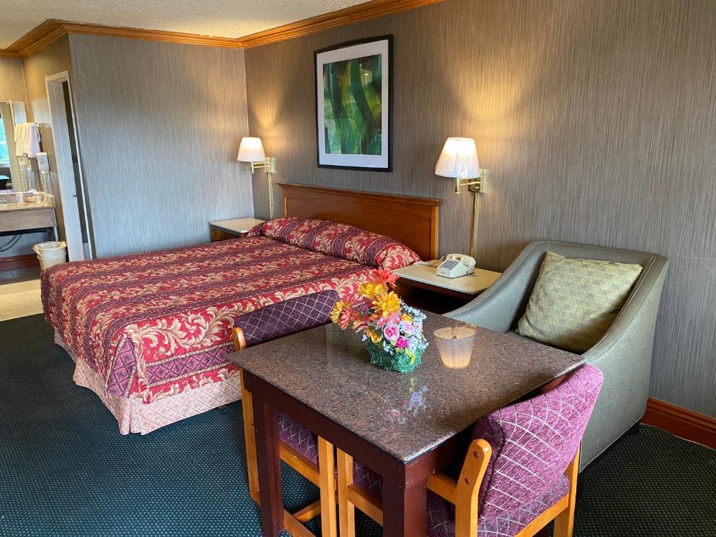 New Century Inn - 