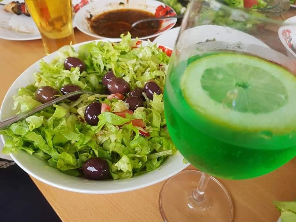 Nápoje v ubytování Villa Simida